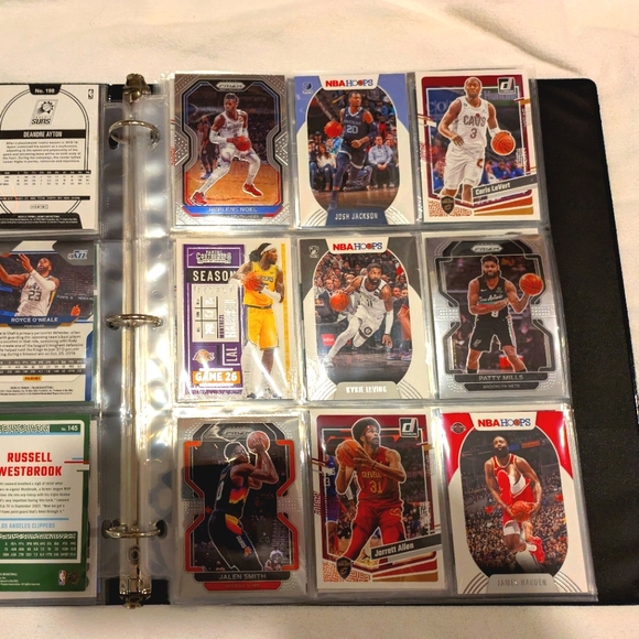 binder for trading cards GameStop Trading Card 9-in x 12-in Binder